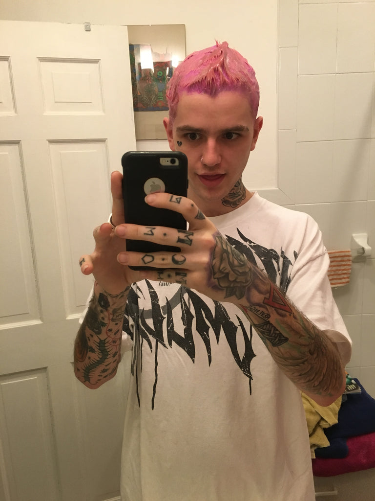 Gus dyes his hair February, 2016.